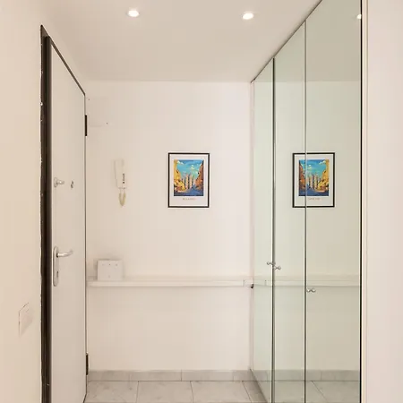 Design And Fashion - New Bright *