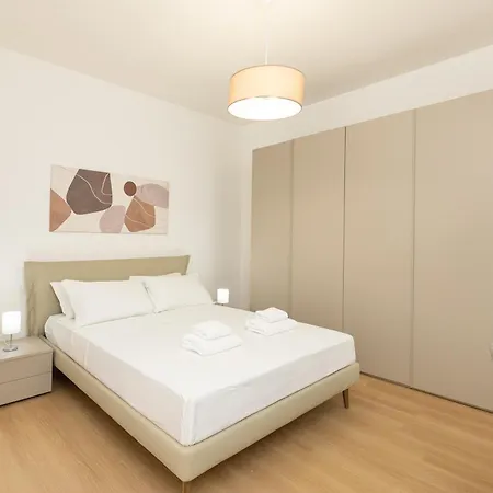 Design And Fashion - New Bright Apartman *