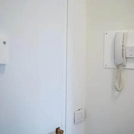 Ceresio 3 Executive Apartment, Smartstay ミラノ