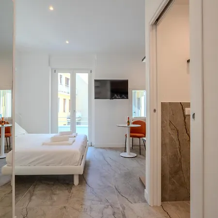 Πανσιόν Italianflat - Vandom Duomo 3*