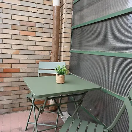 Smart Living Coronelli, Due Passi Da M4 Lägenhet