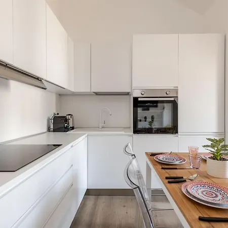 Casa Moderna A Due Passi Da China Town E Metro *