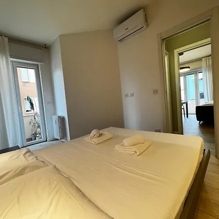 Kibilu - Via Inganni Apartament