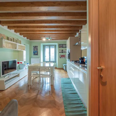 I-host - Trilocale Navigli Con Vista Darsena Apartment