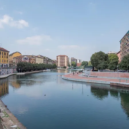 Apartment I-host - Trilocale Navigli Con Vista Darsena *