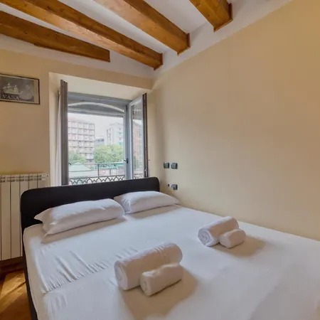 公寓 I-host - Trilocale Navigli Con Vista Darsena *