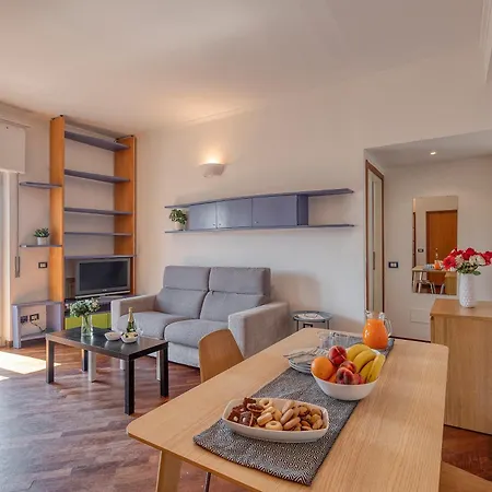 Principe Eugenio 23 - Sweet * Милан