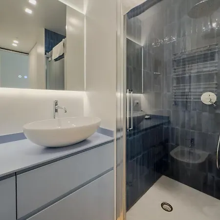 Apartment Design & Comfort In Porta Romana *