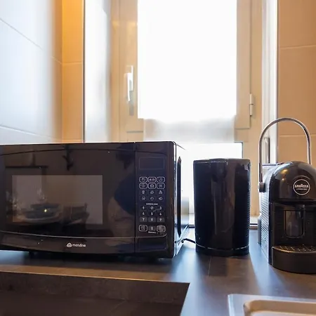 Lejlighed Bright & Cozy 2 Bedroom Flat 50m From M4 Stop