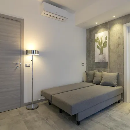 Joivy Modern With Balcony Near Lejlighed Milano