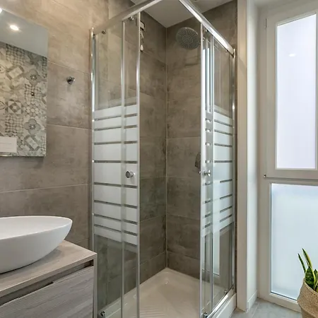 Joivy Modern With Balcony Near Апартаменты