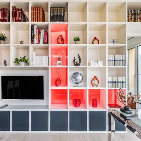 Micca Premium Duomo * Милан