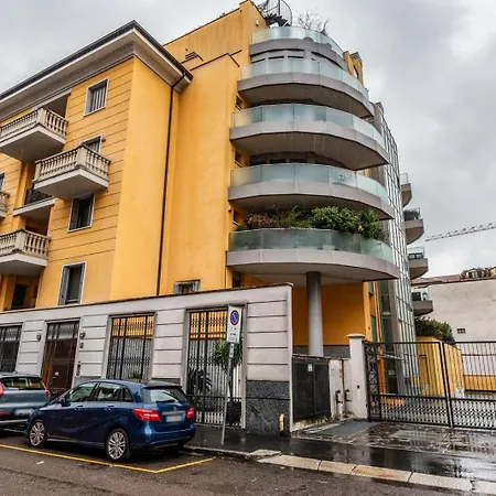 Micca Premium Duomo Апартаменты *