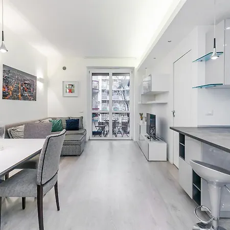 Just Urban Stays - Trilocale Con 2 Bagni E 2 Balconi - City Life E M5 Milán