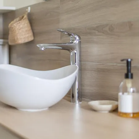 Stylish Porta Romana With Terrace Apartamento