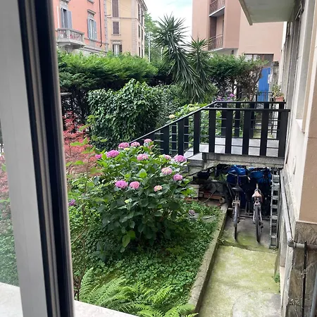Entire Private 12 Minutes From Duomo Lägenhet Milano