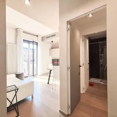 Bilocale Di Design Moscova Brera 아파트 *