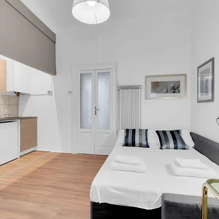 Alzaia Naviglio Grande 40 Daire Milano