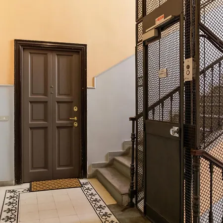 Duomo A 15 Minuti A Piedi - Balcone Wifi *