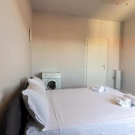 Nord - Near The Metro Апартаменты Милан