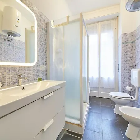 Διαμέρισμα Centro Citta - Elegante Con 3 *