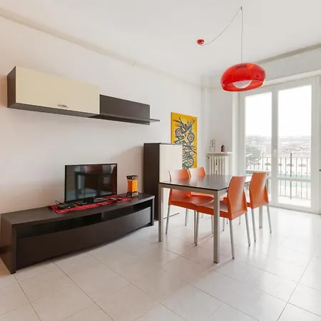 Guesthost - Urban Oasis Between M1 & San Siro Milánó