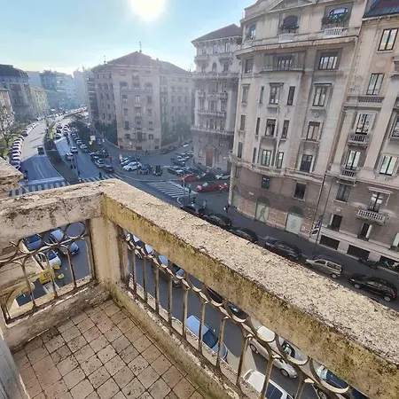 Апартаменты Duomo A 15 Minuti A Piedi - Balcone Wifi