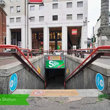 Bright & Chic 1bdr With Shared Rooftop Terrace In San Babila * Милан