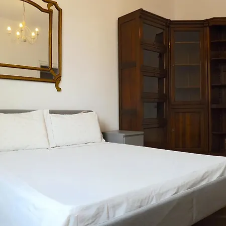 Central City Apartment Apartamento *