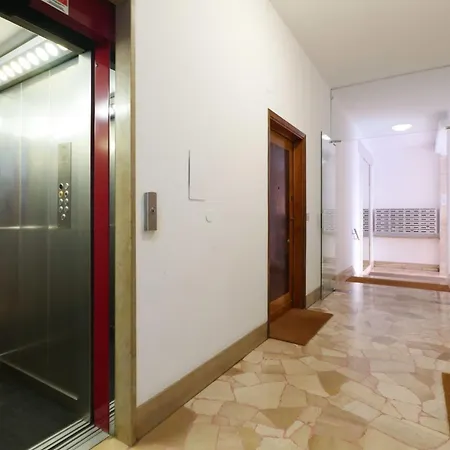 アパート Sweett - Modigliani