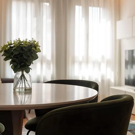 Apartamento Manzoni 44 *