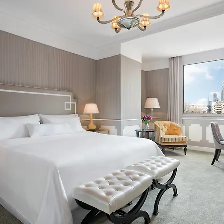 The Westin Palace, 酒店