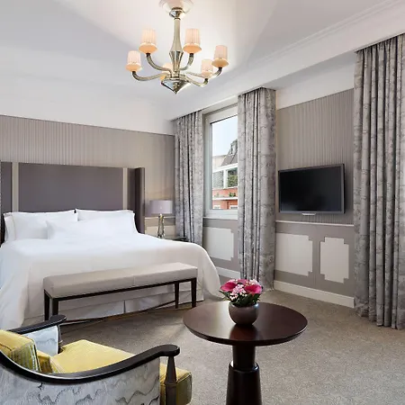 The Westin Palace, 酒店 5*