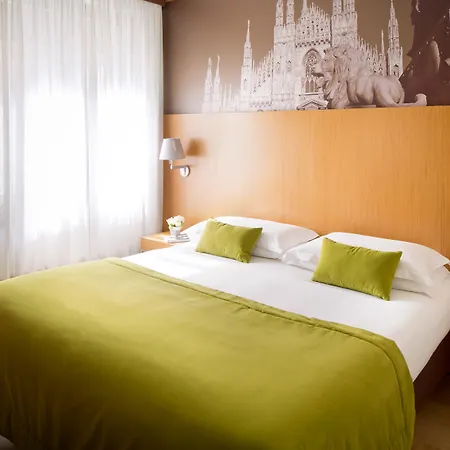 Szálloda Starhotels Tourist Milánó
