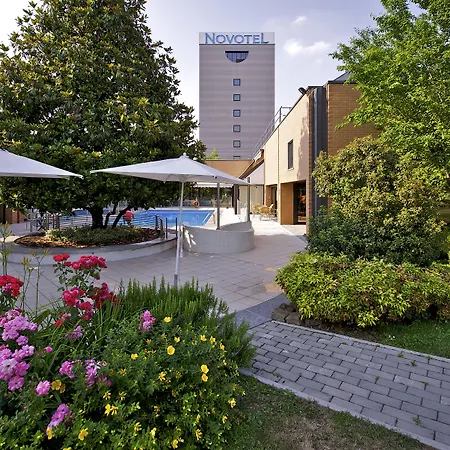 Novotel Linate Aeroporto Отель 4*
