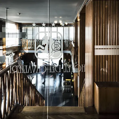 Dei Cavalieri Duomo Отель 4*