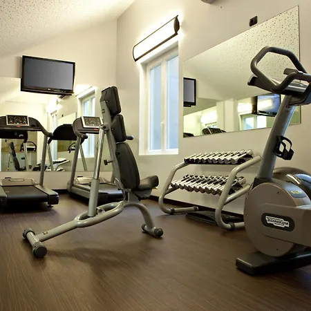 Manin Отель Милан