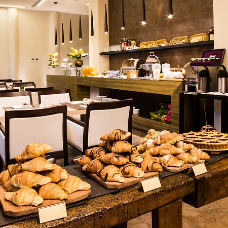 Отель Western Madison