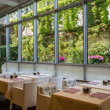 Blaise & Francis فندق