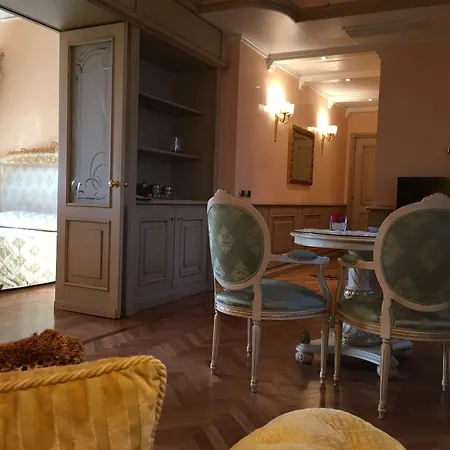 Andreola 4* Milaan