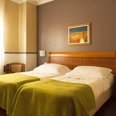 Western Major Hotel 4*