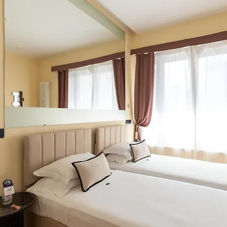 Ah - Fashion District ミラノ