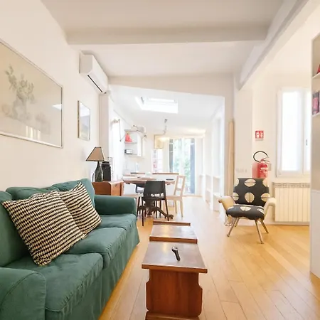 Ticinese 59 Appartement *