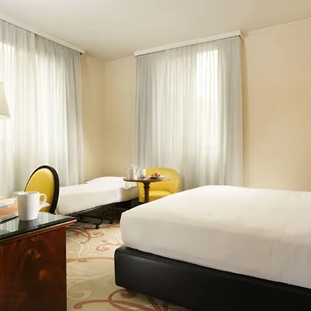 Scandinavia Otel 4*
