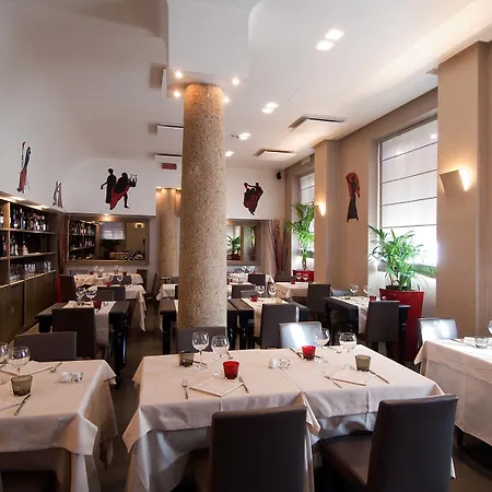 Szálloda Sempione 3*