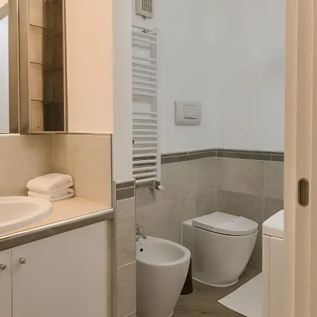 Hbhall Porta Romana Apartament *