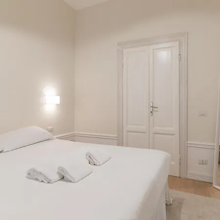 Porta Romana - Lusso E Calore In Un Bilocale Di Design * Milan