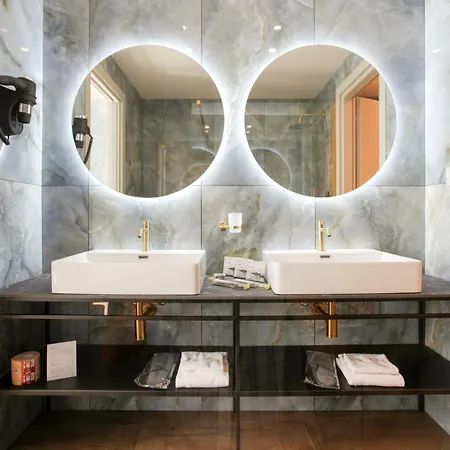 Отель The Floor