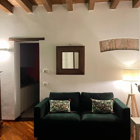 Interno Milanese A Due Passi Dal Centro Апартаменты *