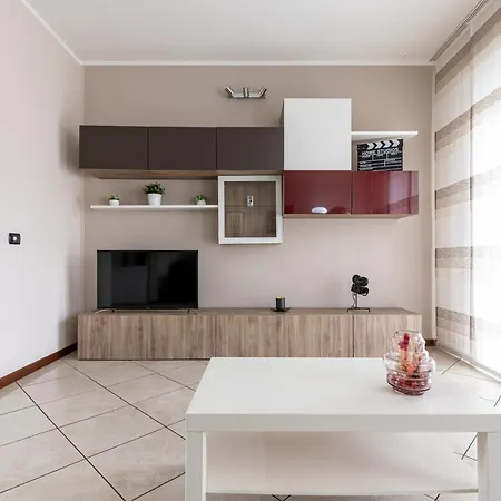 Apartman Lovely 15m From Duomo M1 *